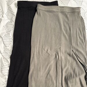 2 Abercrombie ribbed stretchy jersey midi skirts. Small.